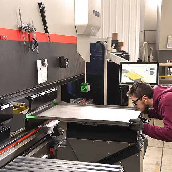 bystronic-press-brake-Flextur (3) Bystronic press brake at Flextur – Precision metal forming with CNC-controlled bending technology.
